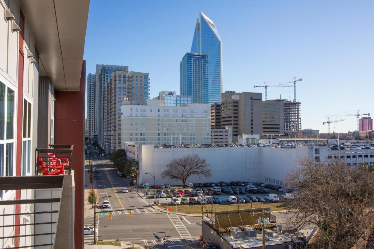 Uptown 1 Bedroom Apt With Balcony By Frontdesk Charlotte Exterior photo